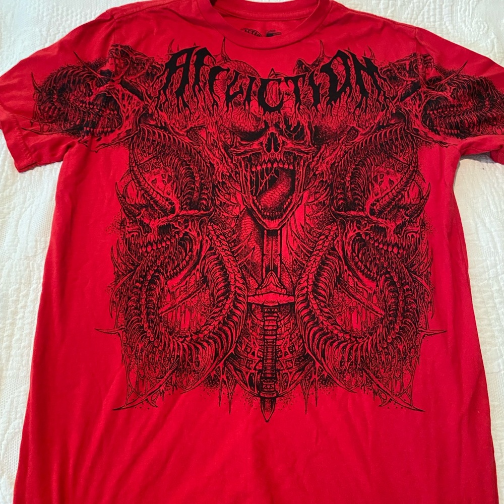 Affliction Red Short Sleeve Tee with Bold Graphic Design New no tags